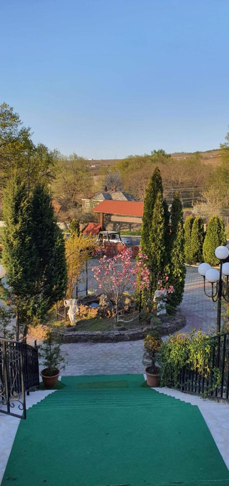 Casa Boiereasca Hotell Iasi Exteriör bild