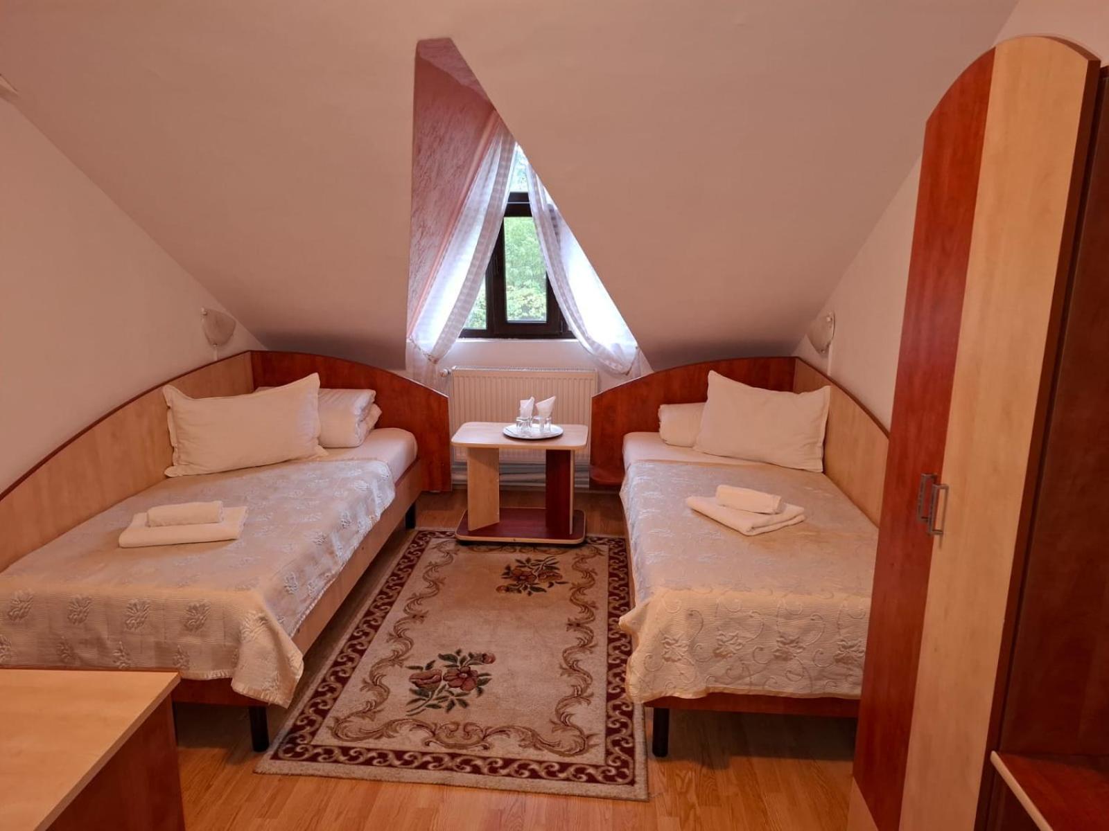Casa Boiereasca Hotell Iasi Exteriör bild