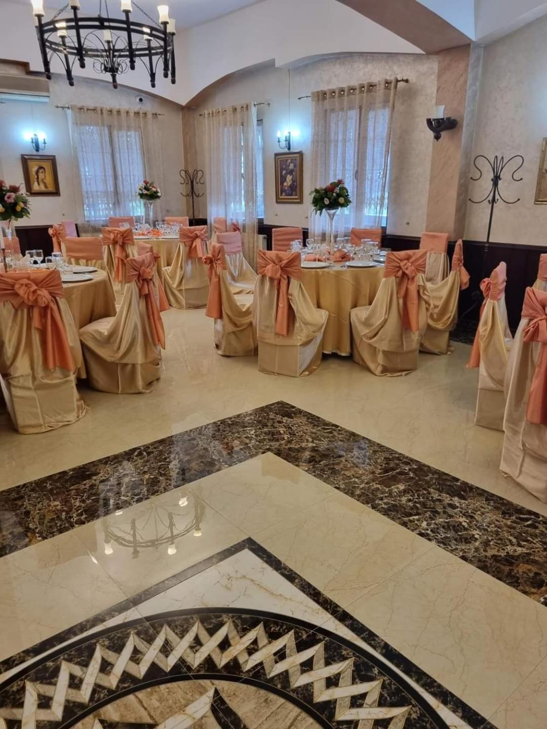 Casa Boiereasca Hotell Iasi Exteriör bild